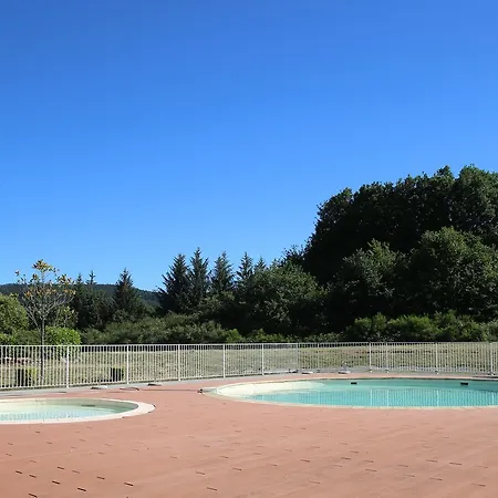 Holiday home Les Chalets Du Gua Des Brasses *