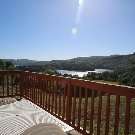 Les Chalets Du Gua Des Brasses Holiday home La Salvetat-sur-Agout