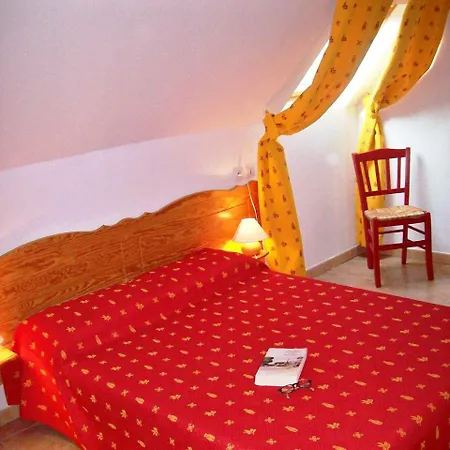 Holiday home Les Chalets Du Gua Des Brasses *