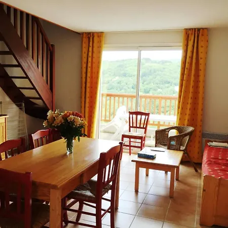 Holiday home Les Chalets Du Gua Des Brasses *