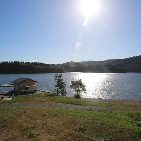 Les Chalets Du Gua Des Brasses * La Salvetat-sur-Agout